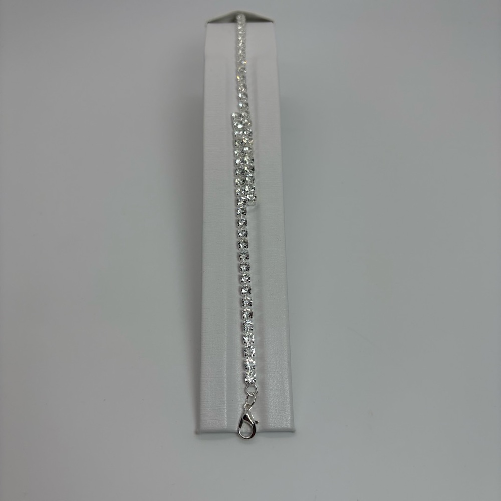Silver Tone Clear Cubic Zirconia Tennis Bracelet For Weddings, Party, Brand New